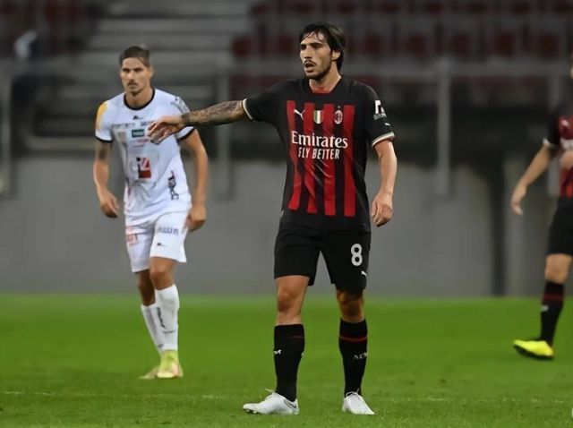 他的积极跑 他的积极跑