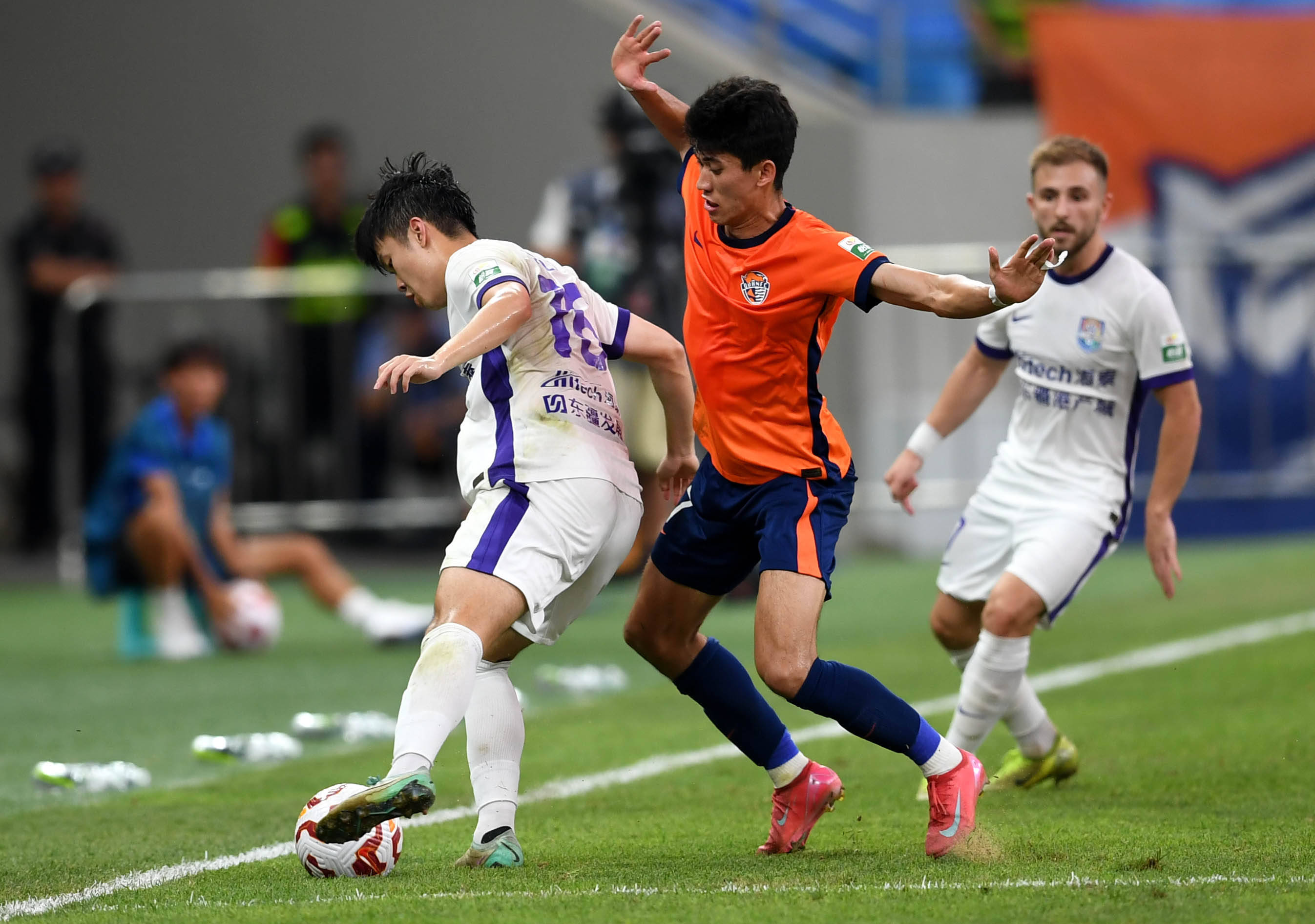 了持续的支 了持续的支