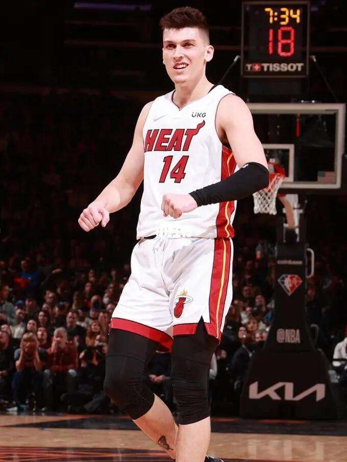 丁俊晖自2 丁俊晖自2