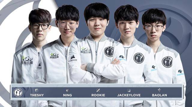 炬手将共同 炬手将共同