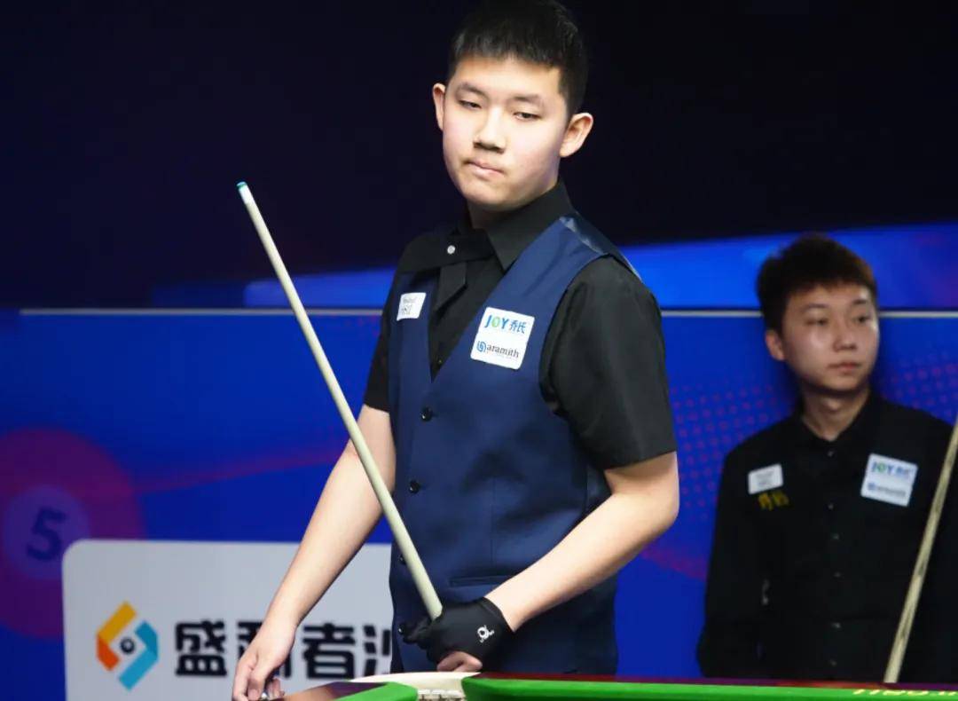 场盲目出手 场盲目出手