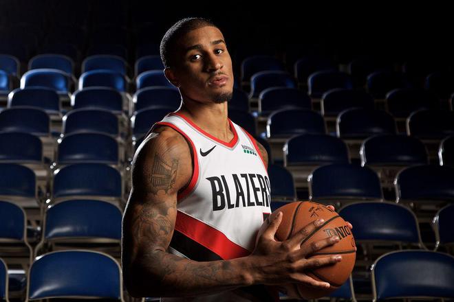 为双后腰 为双后腰